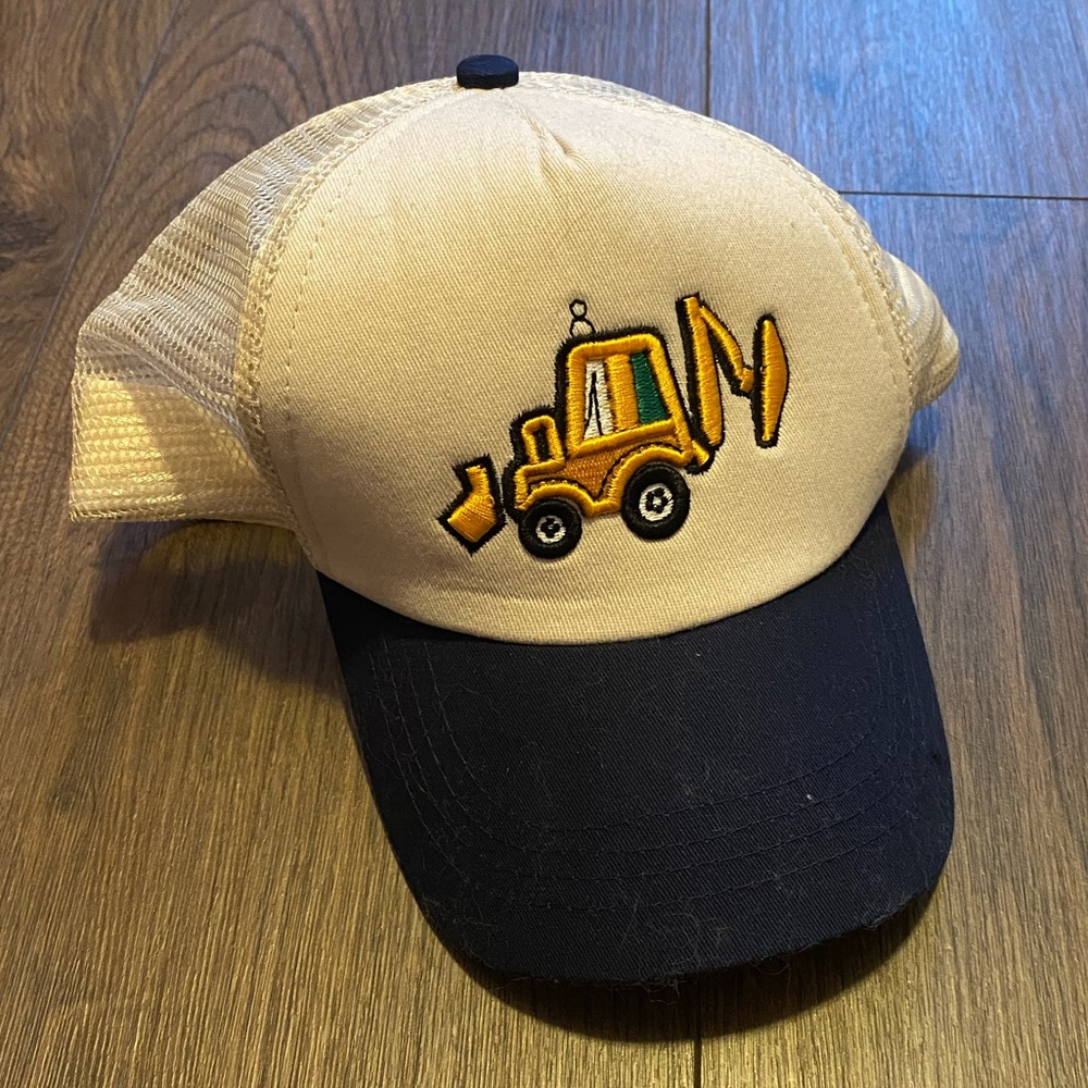 NWOT Construction trucker hat